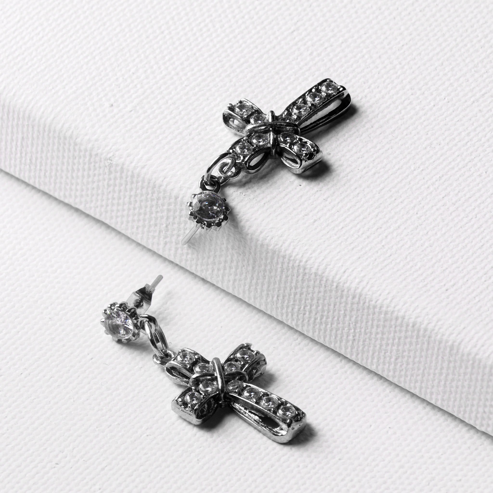 Brinco Crucis